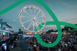 Gelände des Open Beatz Festivals mit Riesenrad